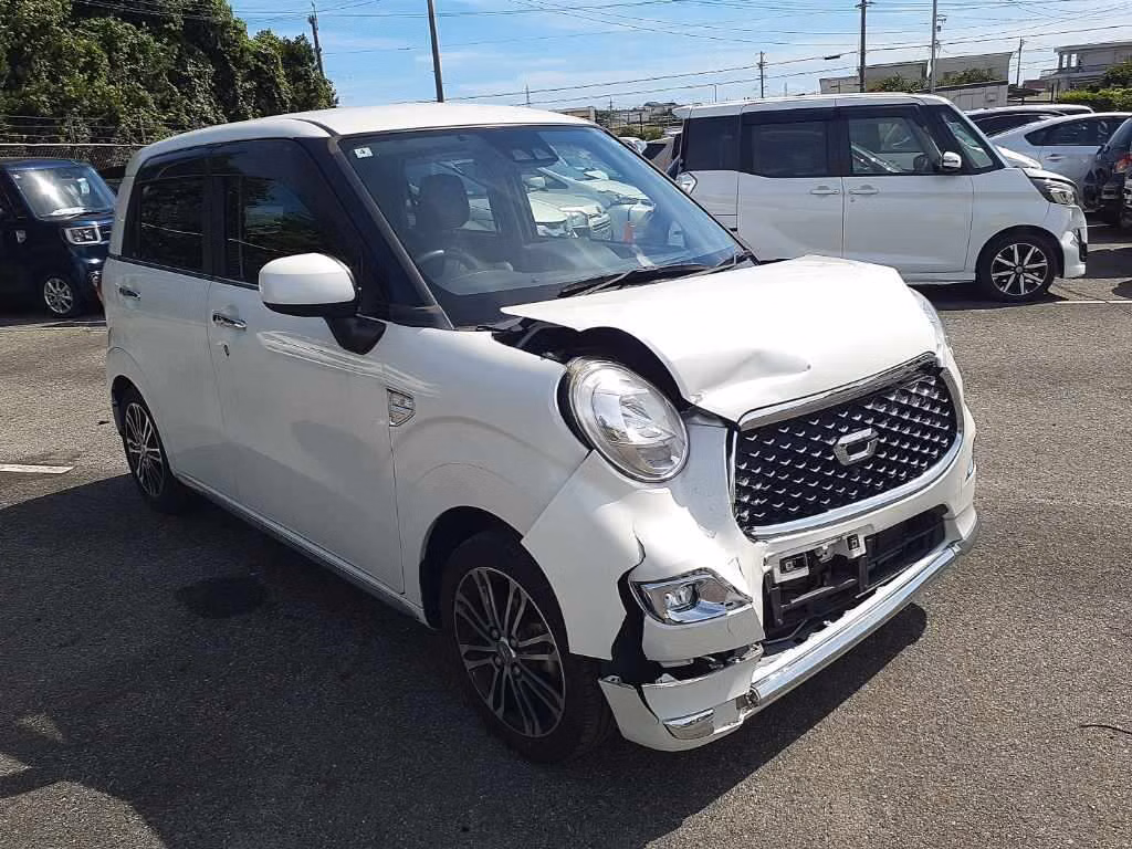 DAIHATSU CAST