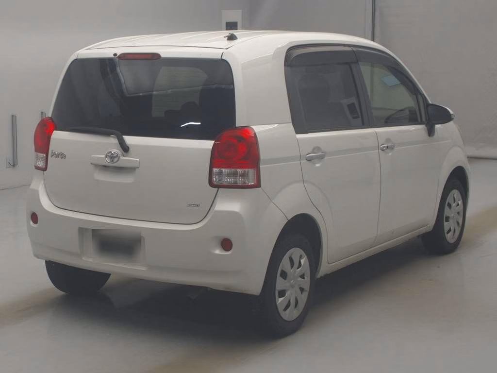 TOYOTA PORTE