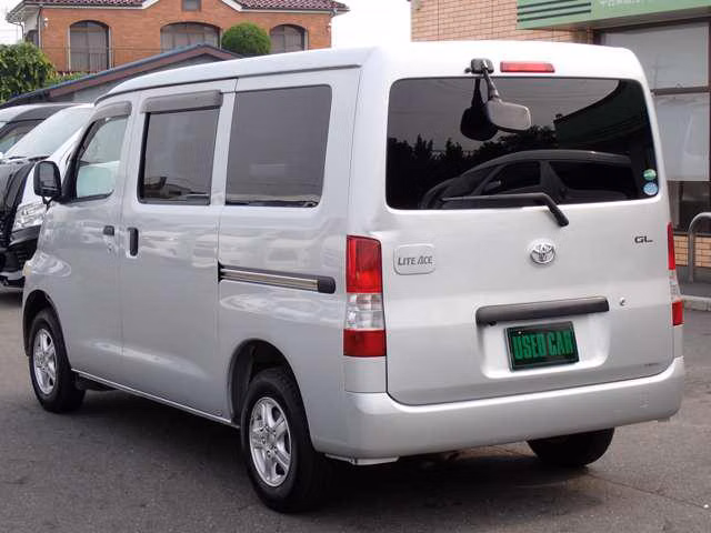TOYOTA LITE ACE