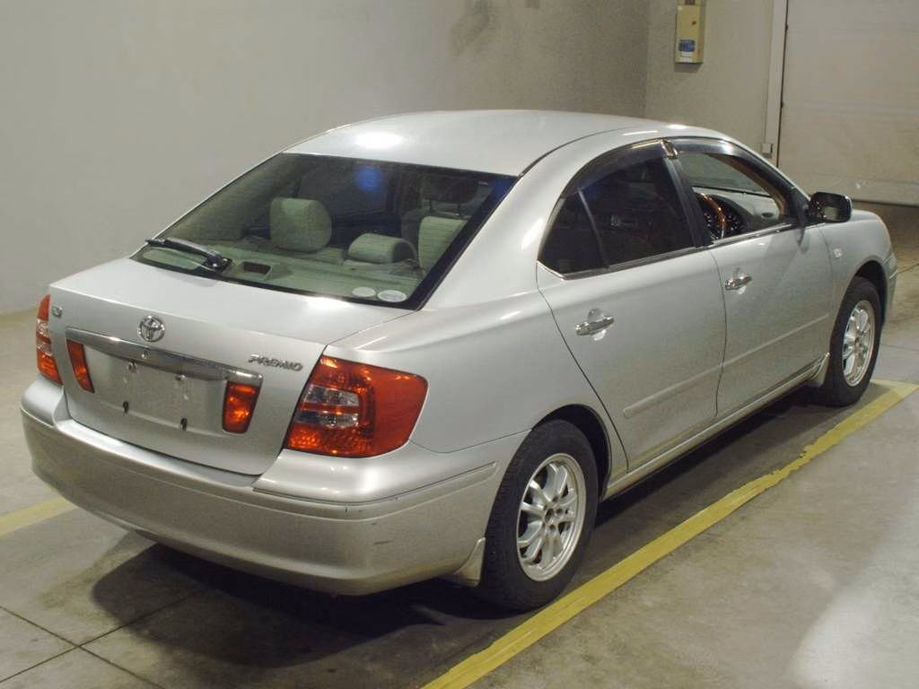 TOYOTA PREMIO