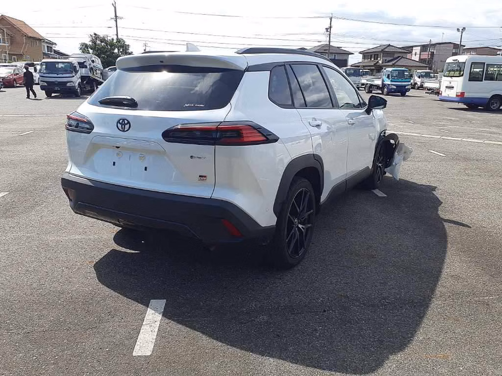 TOYOTA COROLLA CROSS