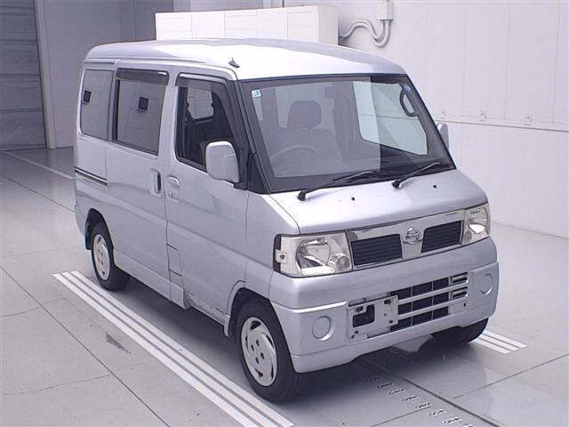 NISSAN CLIPPER