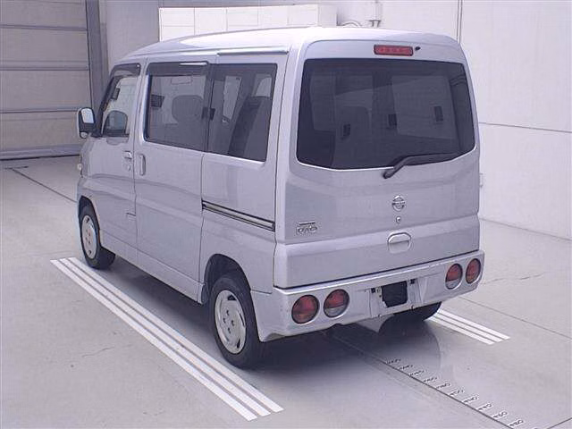 NISSAN CLIPPER