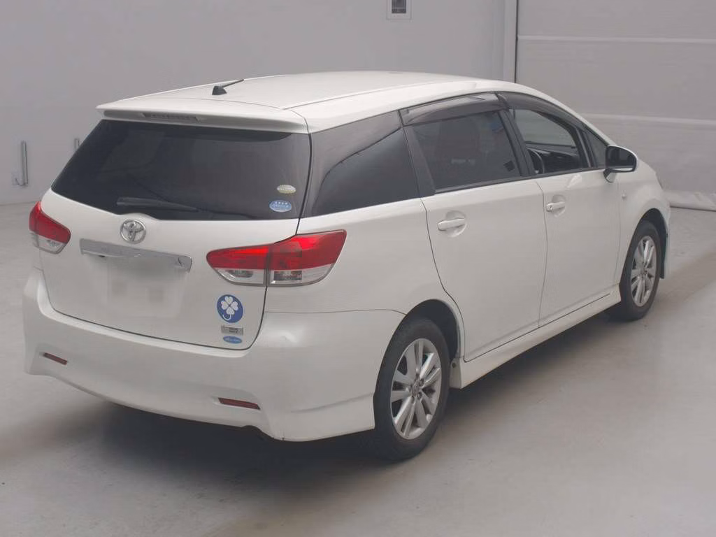 TOYOTA WISH