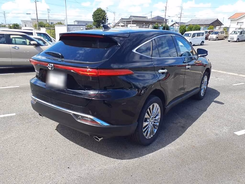 TOYOTA HARRIER