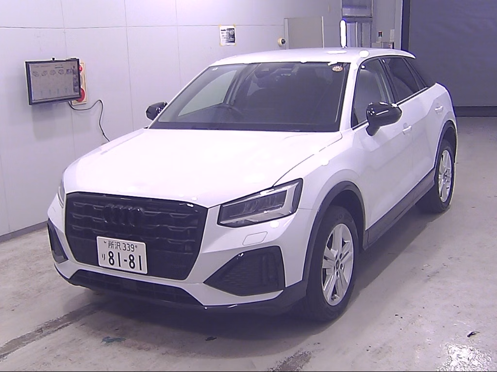 AUDI Q2