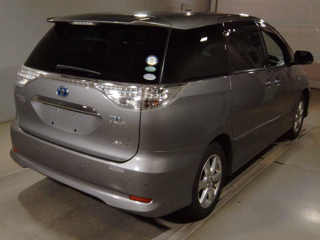 TOYOTA ESTIMA