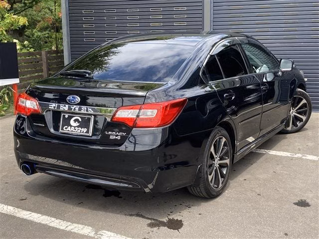 SUBARU LEGACY B4