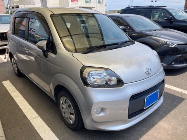 TOYOTA PORTE