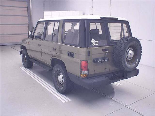 TOYOTA LAND CRUISER PRADO