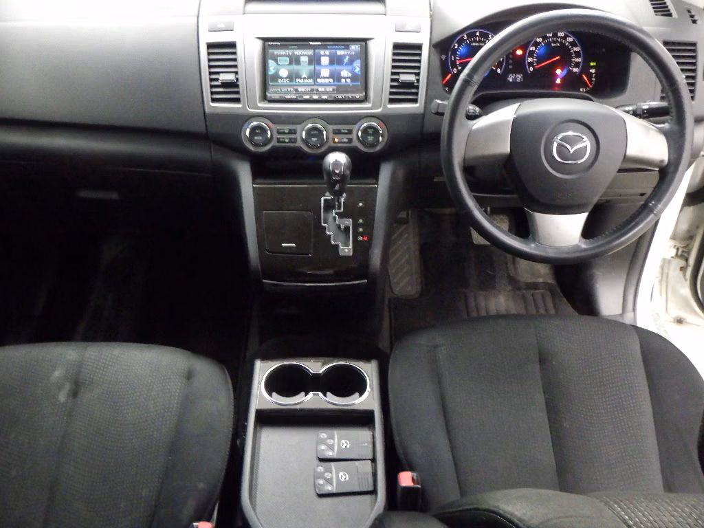 MAZDA MPV