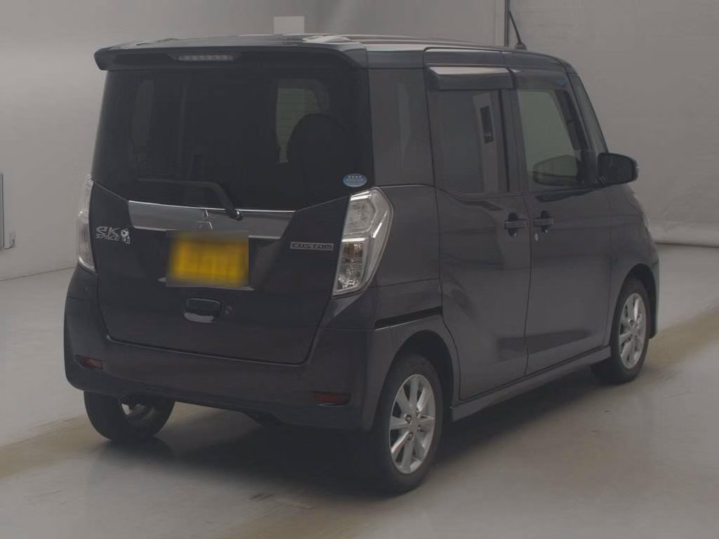 MITSUBISHI EK SPACE