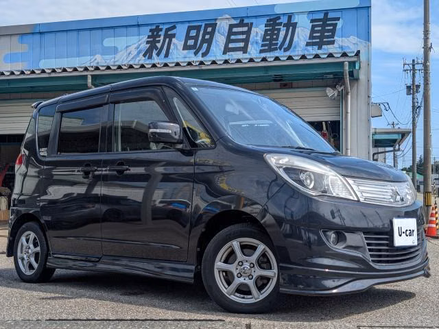 MITSUBISHI DELICA D:2