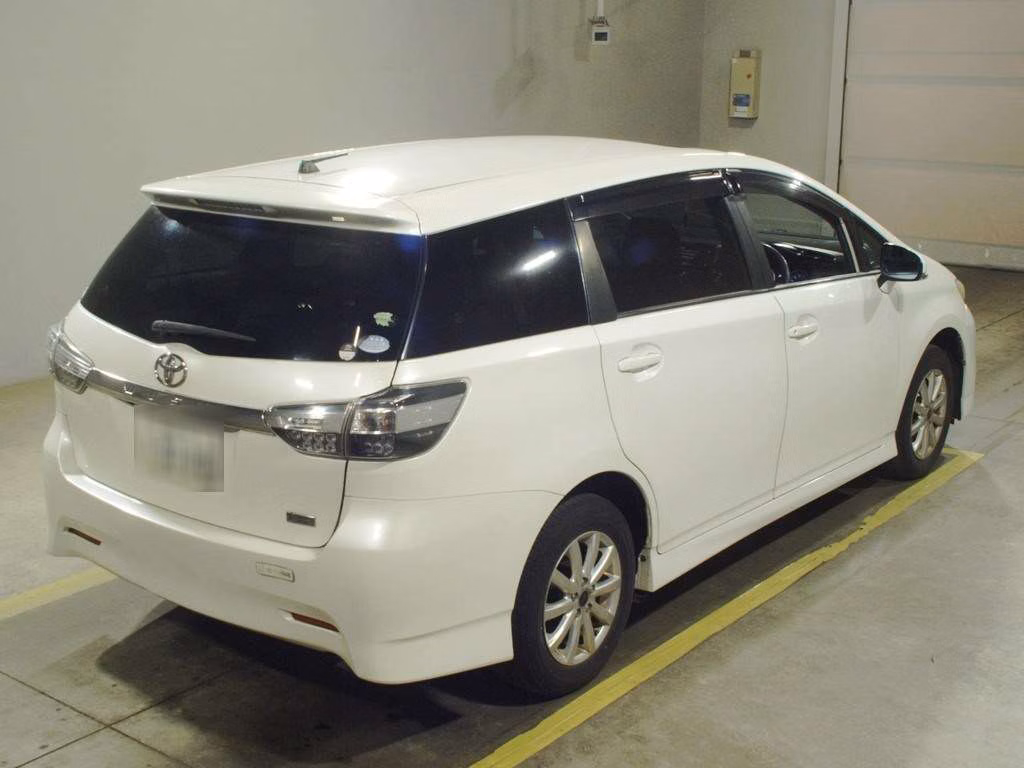 TOYOTA WISH
