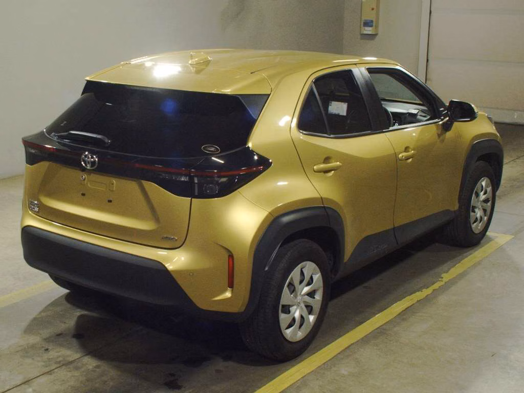 TOYOTA YARIS CROSS