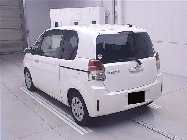TOYOTA SPADE