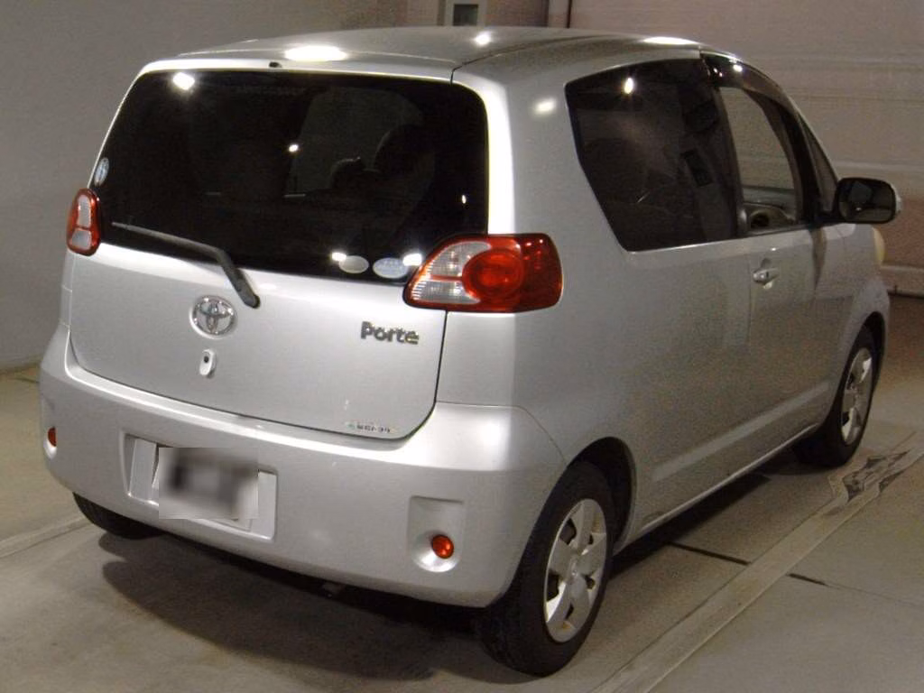 TOYOTA PORTE