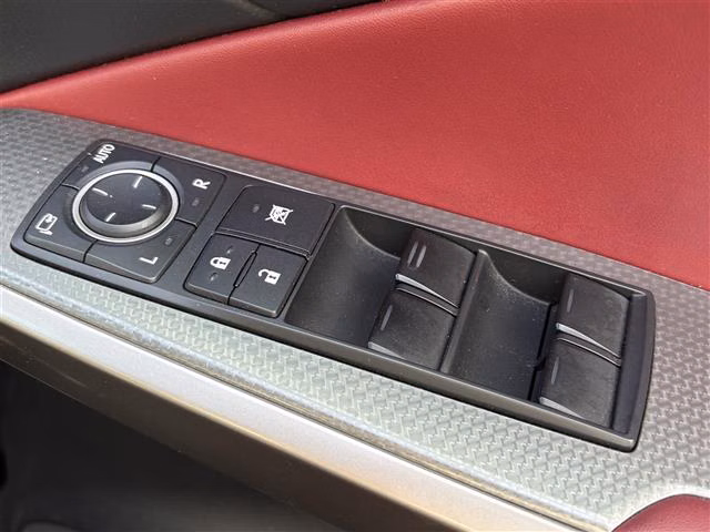 LEXUS IS300