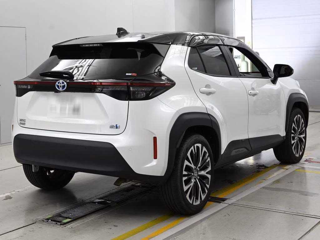 TOYOTA YARIS CROSS