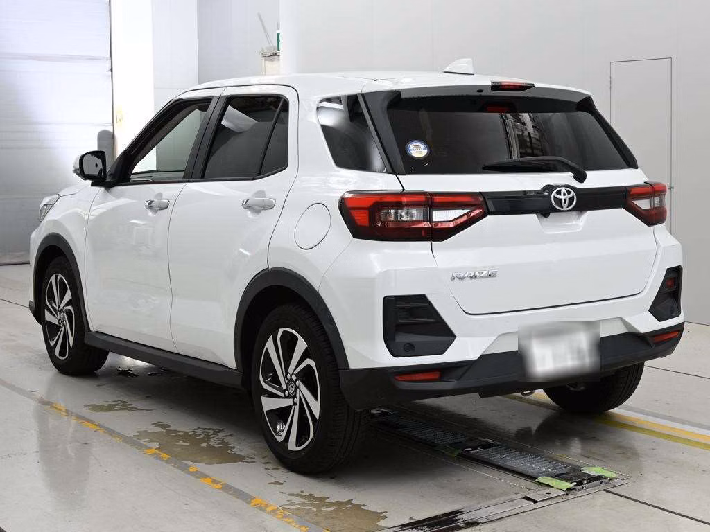 TOYOTA RAIZE