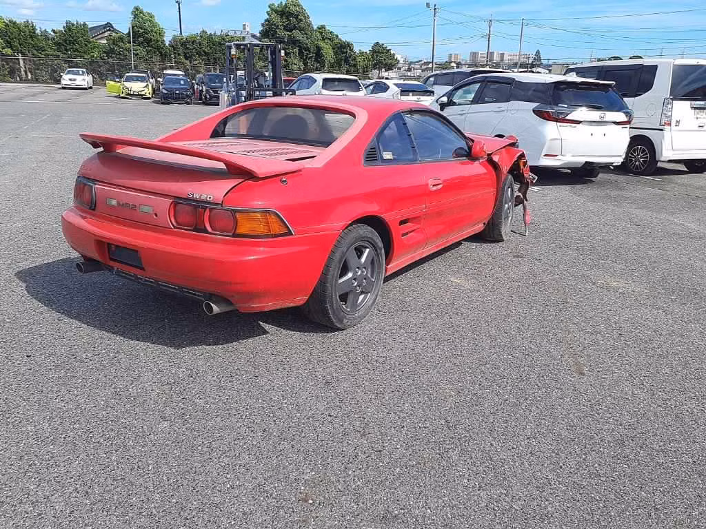 TOYOTA MR2