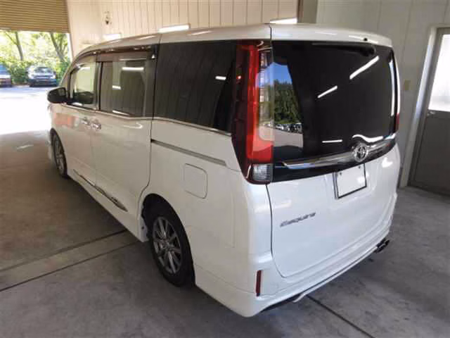 TOYOTA ESQUIRE