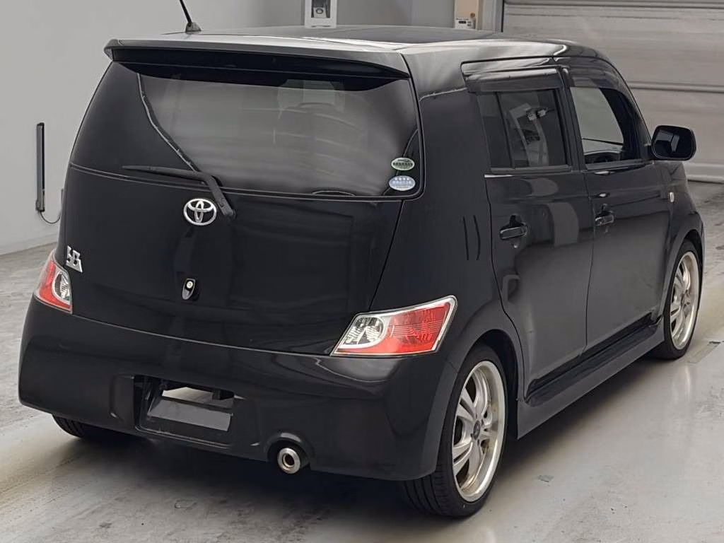 TOYOTA BB