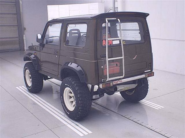 SUZUKI JIMNY SIERRA
