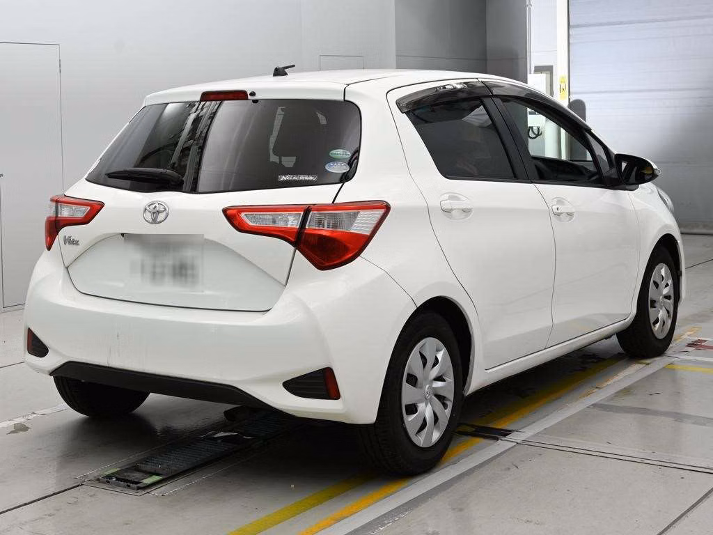 TOYOTA VITZ