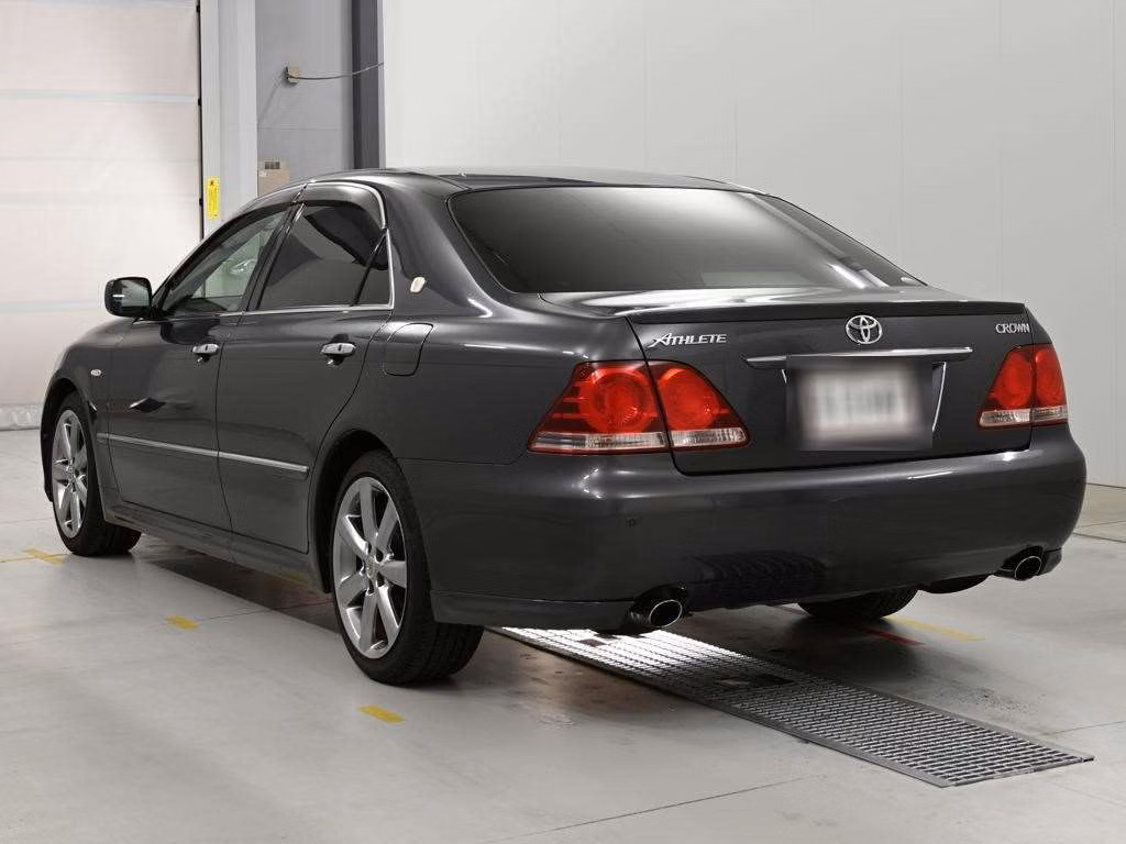 TOYOTA CROWN
