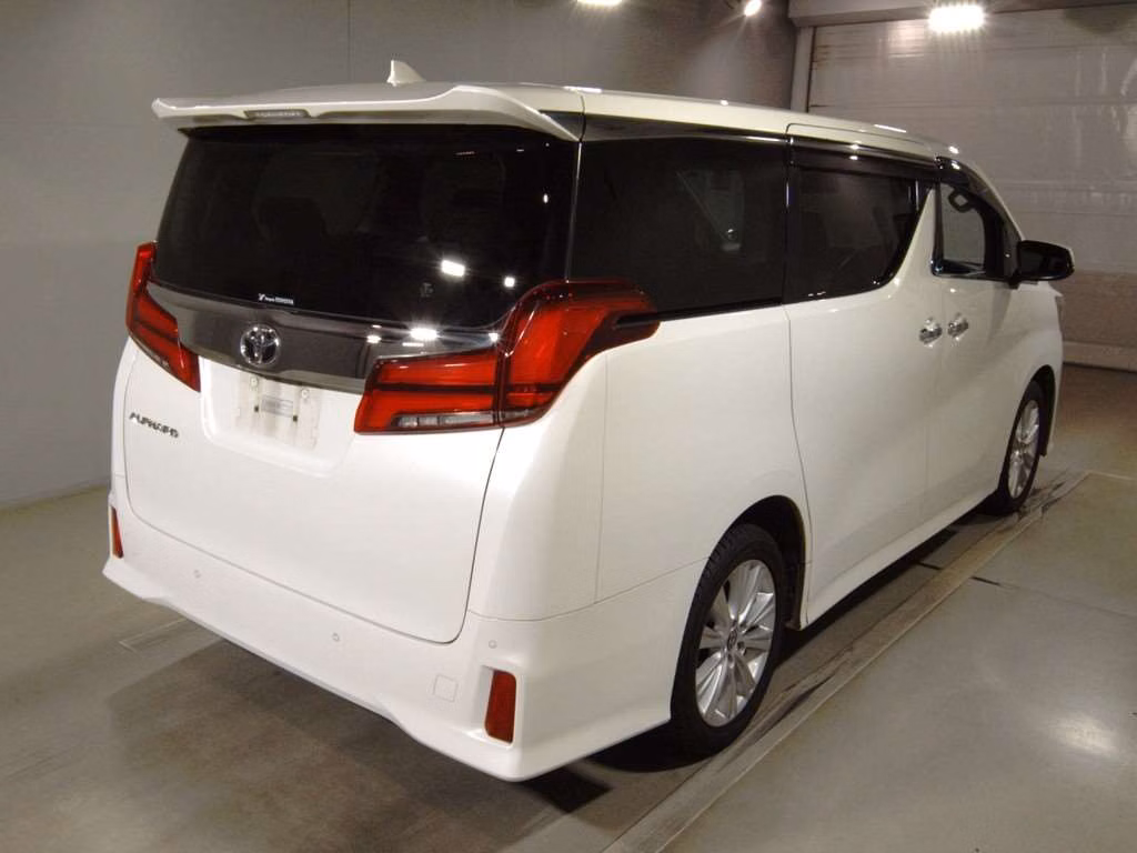 TOYOTA ALPHARD