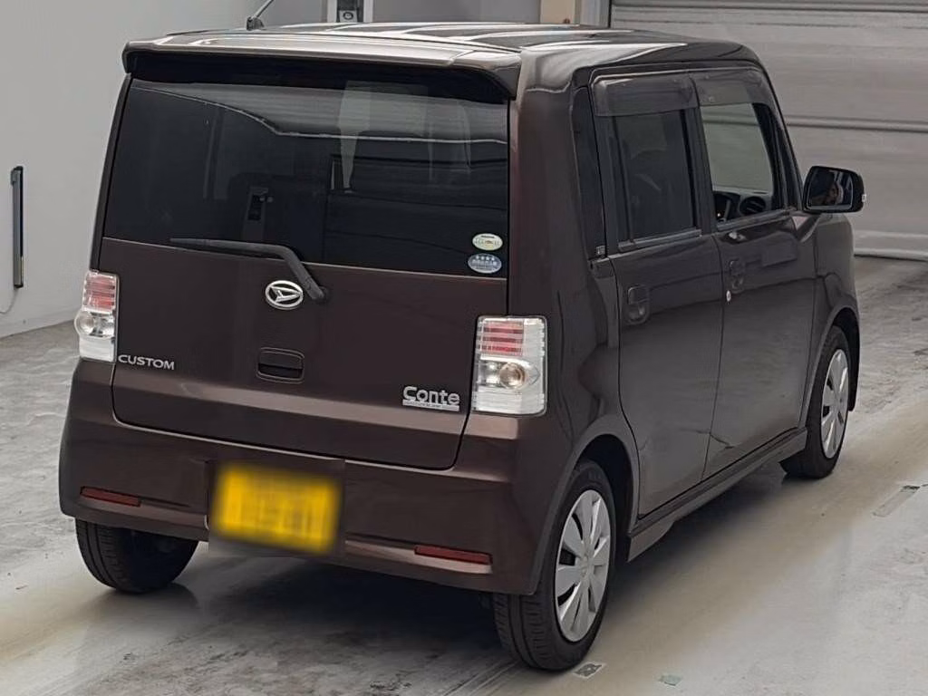 DAIHATSU MOVE CONTE