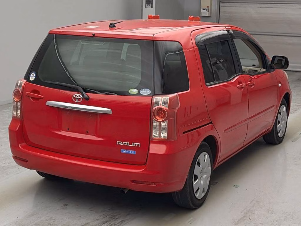 TOYOTA RAUM