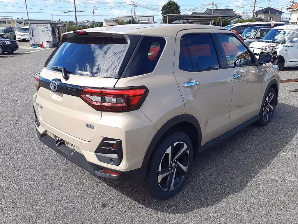 TOYOTA RAIZE