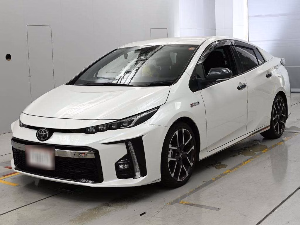 TOYOTA PRIUS PHV