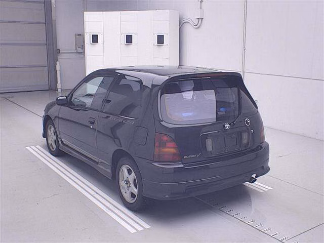 TOYOTA STARLET