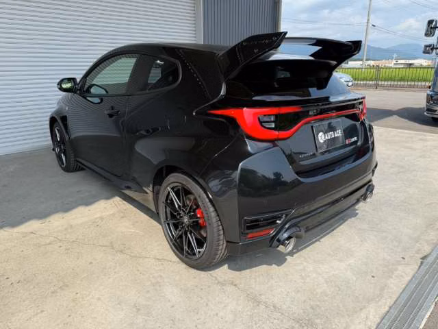 TOYOTA GR YARIS