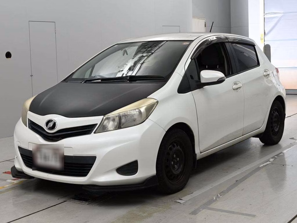 TOYOTA VITZ