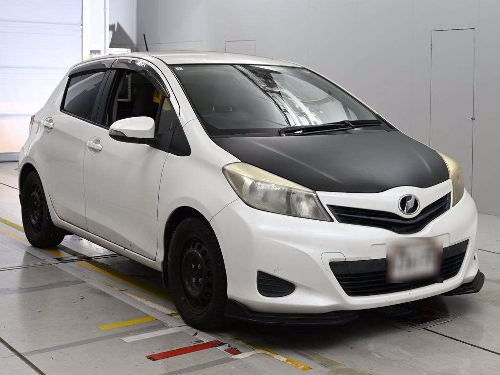 TOYOTA VITZ