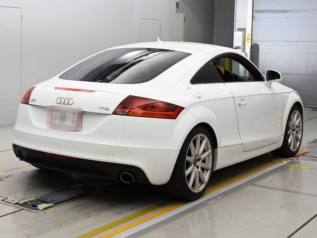 AUDI TT