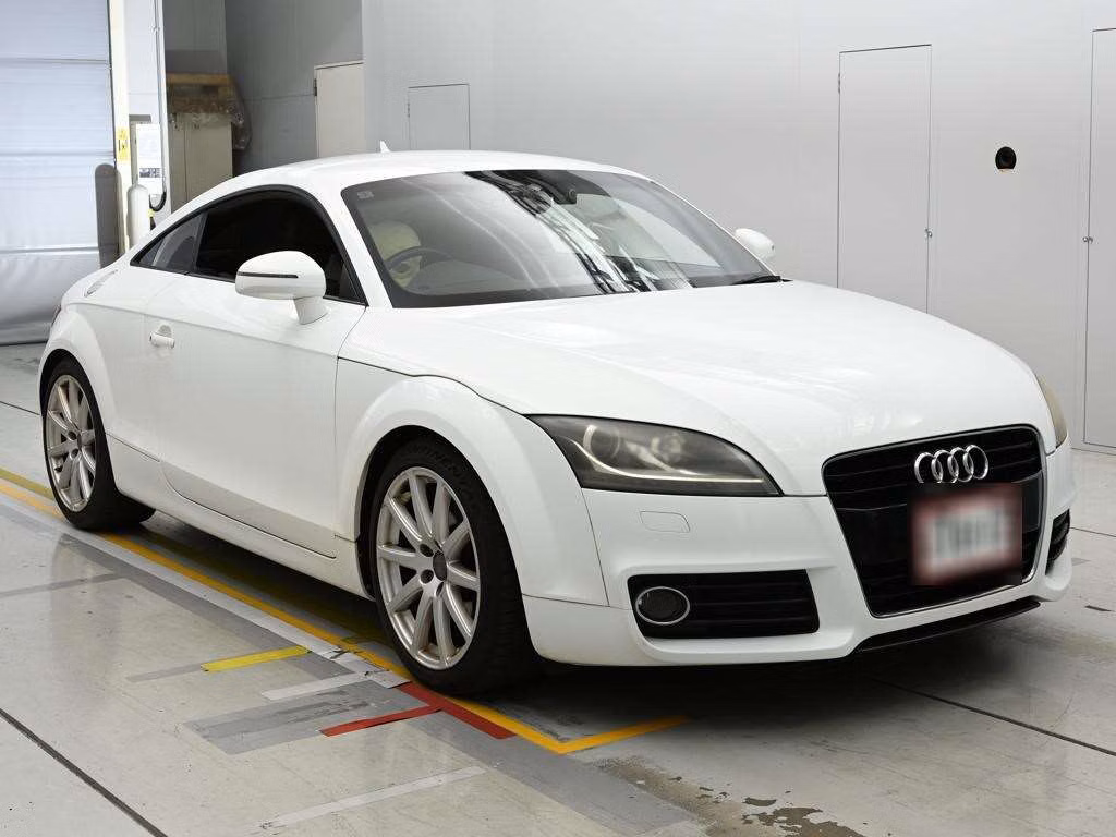 AUDI TT