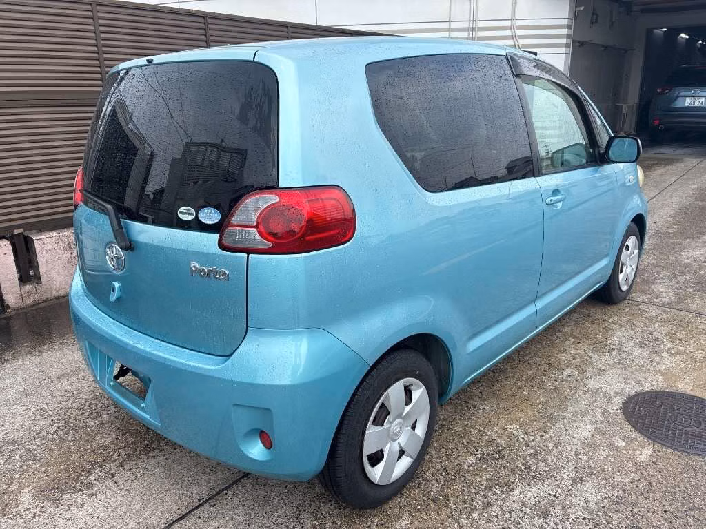 TOYOTA PORTE