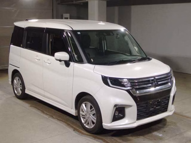MITSUBISHI DELICA D:2