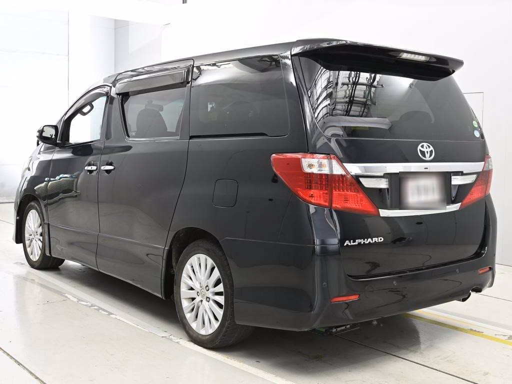 TOYOTA ALPHARD