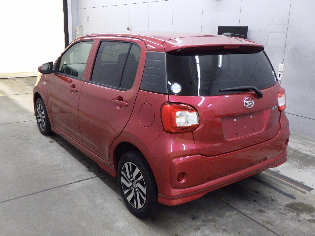 DAIHATSU BOON
