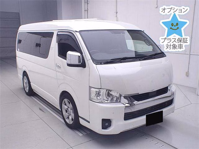 TOYOTA HIACE
