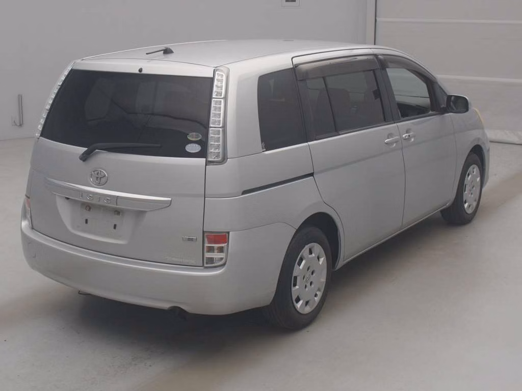 TOYOTA ISIS
