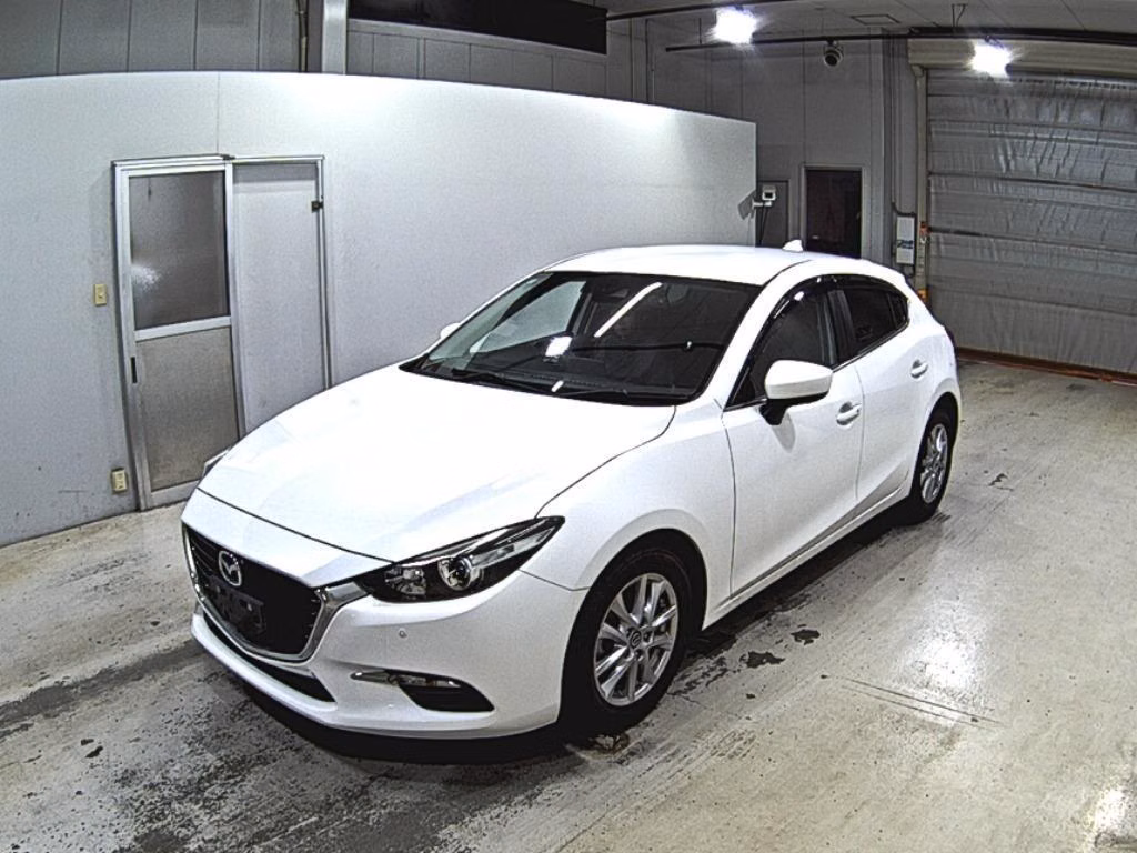 MAZDA AXELA