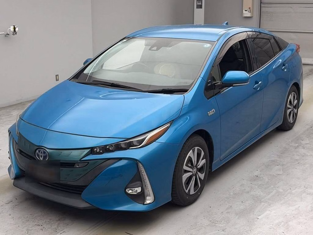 TOYOTA PRIUS PHV