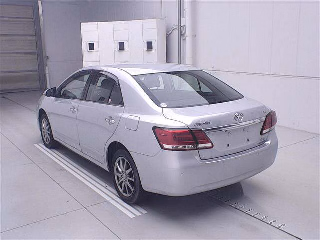 TOYOTA PREMIO